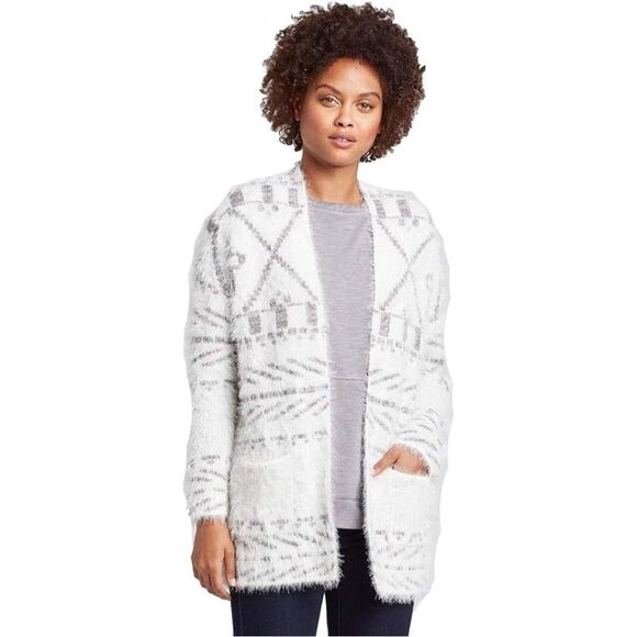 ✨Printed Long Sleeve Eyelash Cardigan✨ - Picture 1 of 4